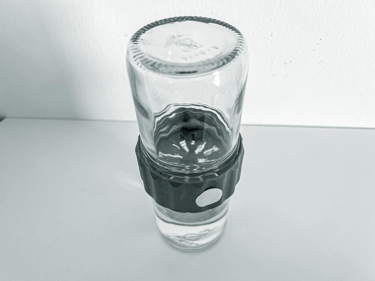 Birdseye view image of the glass BioCoupler set.